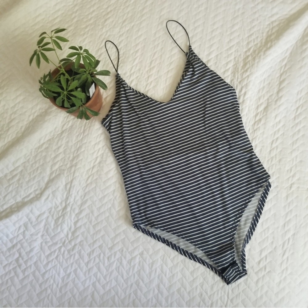 💐BUNDLE💐3- Bodysuits